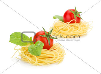 Cherry tomatoes, basil and pasta