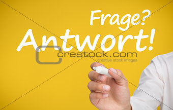 Hand writing frage and antwort with a marker in white