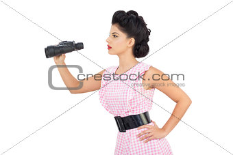 Attentive black hair model using binoculars