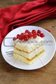 sponge cake with white chocolate