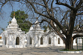 Kuthodaw Pagoda, Mandalay, Burma