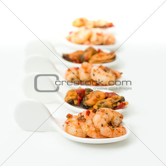 Mussel and Shrimp with white wine sauce 