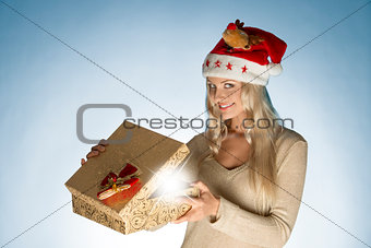 christmas woman with gift box 