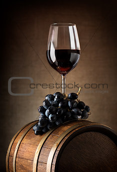 Wine goblet and barrel
