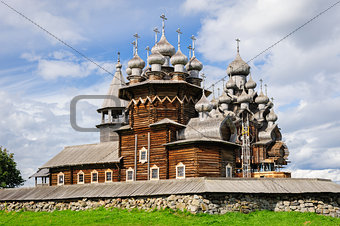 Wooden church at Kizhi under reconstruction