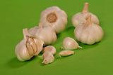 garlic over green