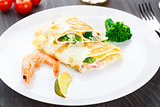 Omelet with shrimps and vegetables