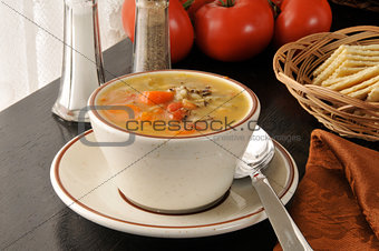 Chicken rice soup with crackers