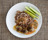 Buckwheat with small meat balls