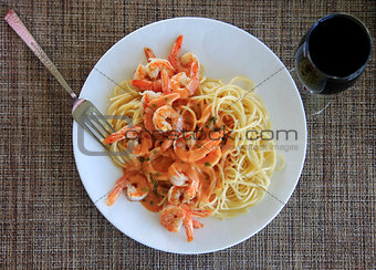 Spaghetti with shrimp