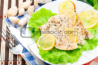 Chicken breast with lemon and garlic
