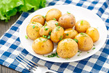 Potato with dill and scalliom