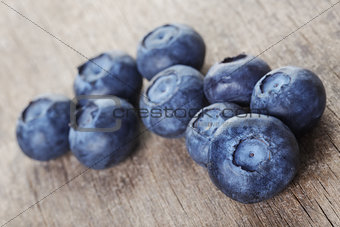 fresh blueberries on wood table