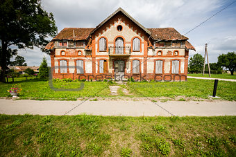 Abandoned house   