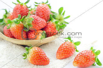  red strawberries