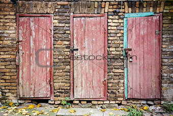 Doors in a wall