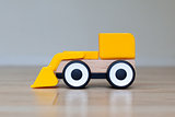Simple wheel dozer toy