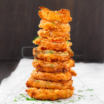 Homemade crunchy fried onion rings