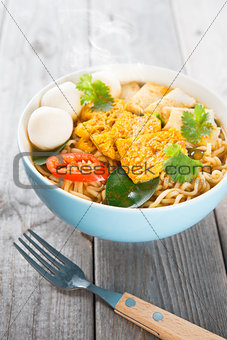 Spicy curry instant noodles soup