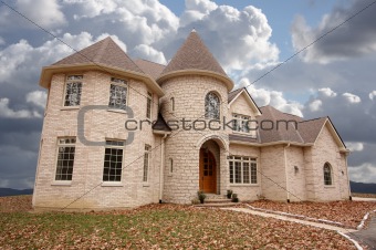 Majestic Newly Constructed Home 