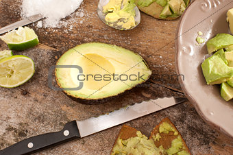 Preparing an avocado salad
