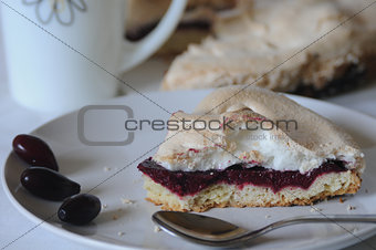 cornel  cake with meringue