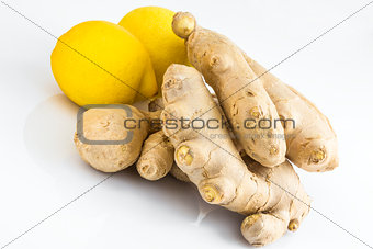 ginger roots with lemons