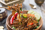 Spicy fried noodles