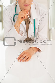 Closeup on thoughtful medical doctor woman