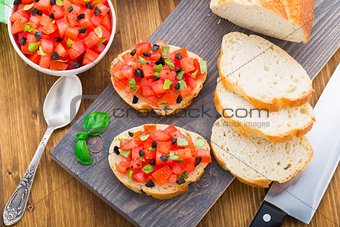 Italian bruschetta with tomatoes and basil