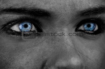 Blue eyes on grey face