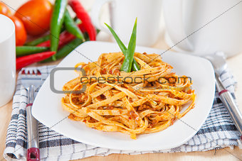 Spaghetti with spicy tomato sauce