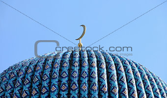 golden crescent mosque