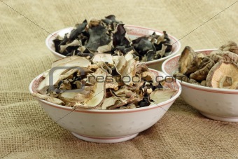 Dried asias mushroom mix