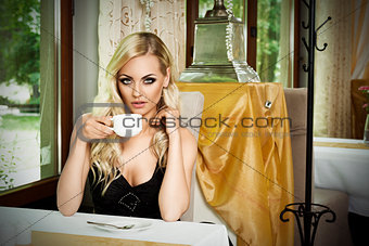 vintage woman drinking coffee