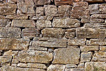 Dry stone wall