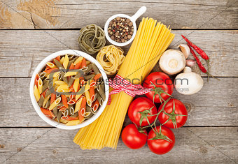 Pasta, tomatoes, mushrooms and spices