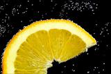 Slice lemon in water