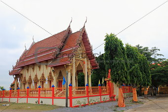 Temple at Wat Klang Khui
