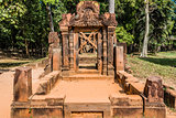 Banteay Srei hindu pink temple Cambodia