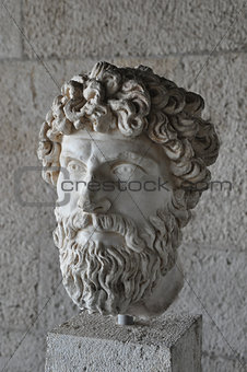 head of bearded man statue