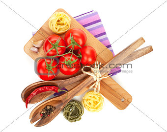 Pasta, tomatoes and spices