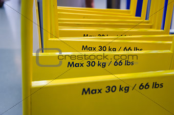 Maximum weight yellow trolley