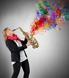 Women saxophonist
