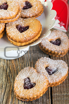 Cookies with hazelnuts and cinnamon on Valentine's Day.