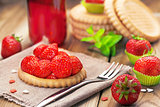  Strawberry biscuit  