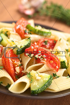 Pasta with Baked Zuccini and Tomato