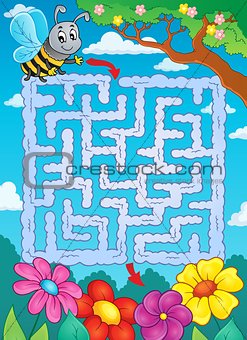 Maze 2 with bee and flowers