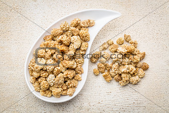 dried white mulberry
