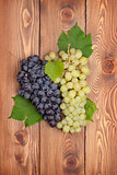 Bunch of red and white grapes